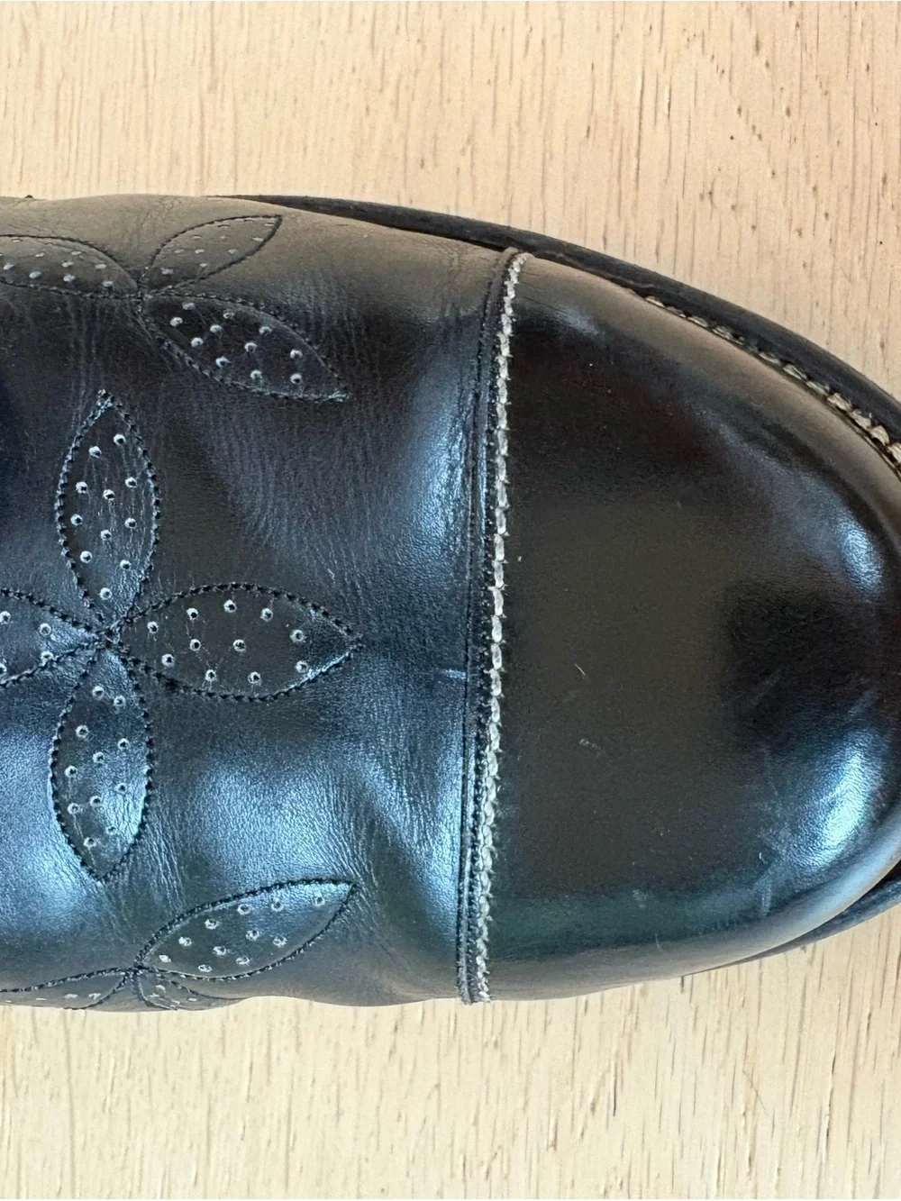 1940s 1950s Black Leather Heeled Oxfords Shoes Size 7.5 B Supple Leather